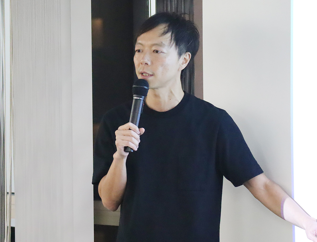 鈴木 修氏