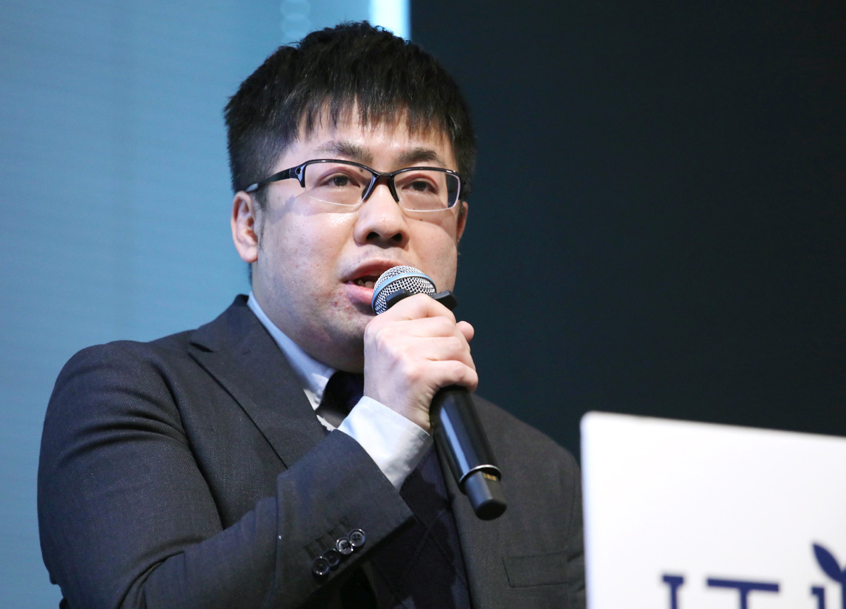 摂待 太崇氏